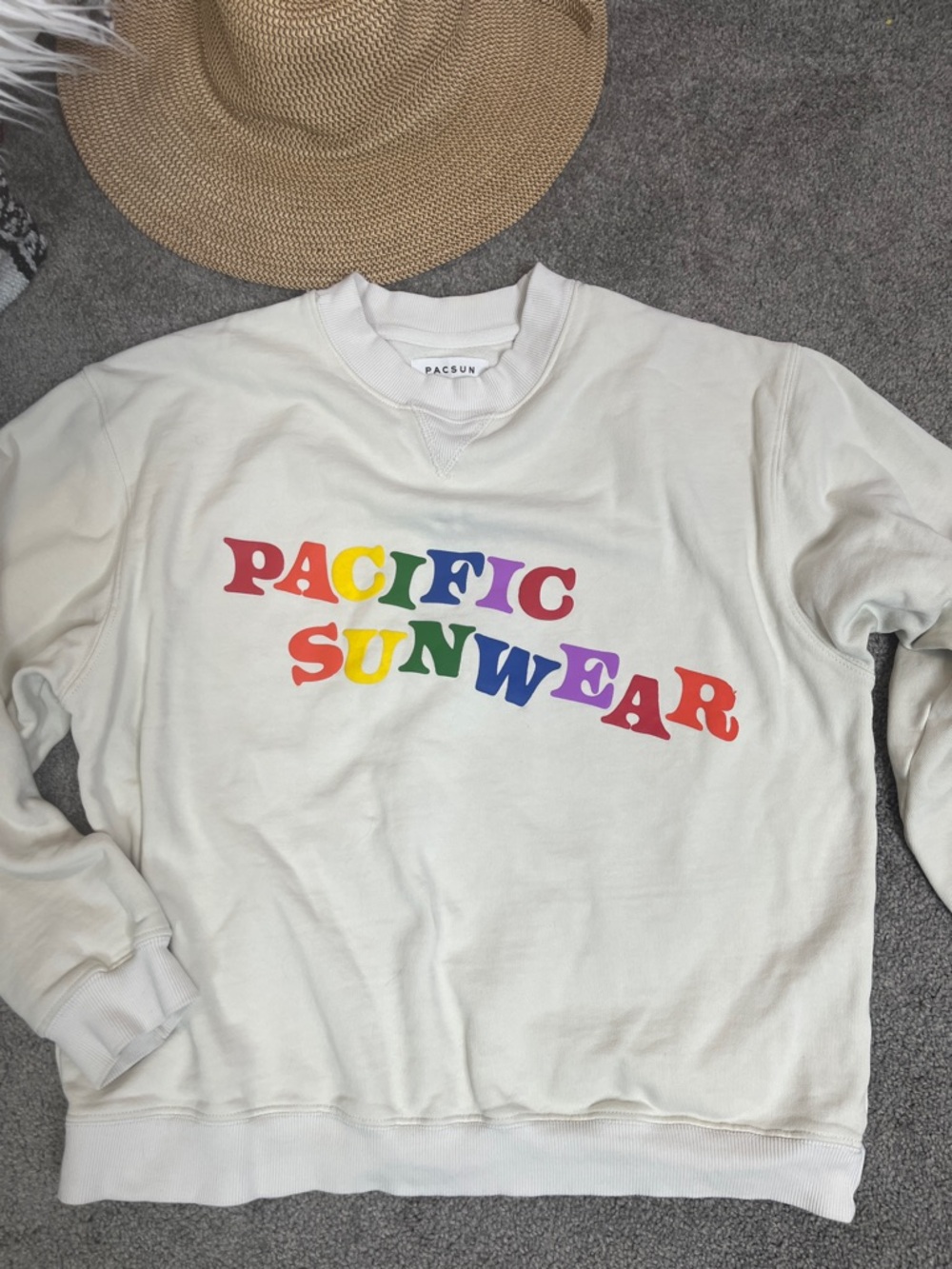 PacSun Rainbow Graphic Sweatshirt Cotton Crewneck Cream Size Medium